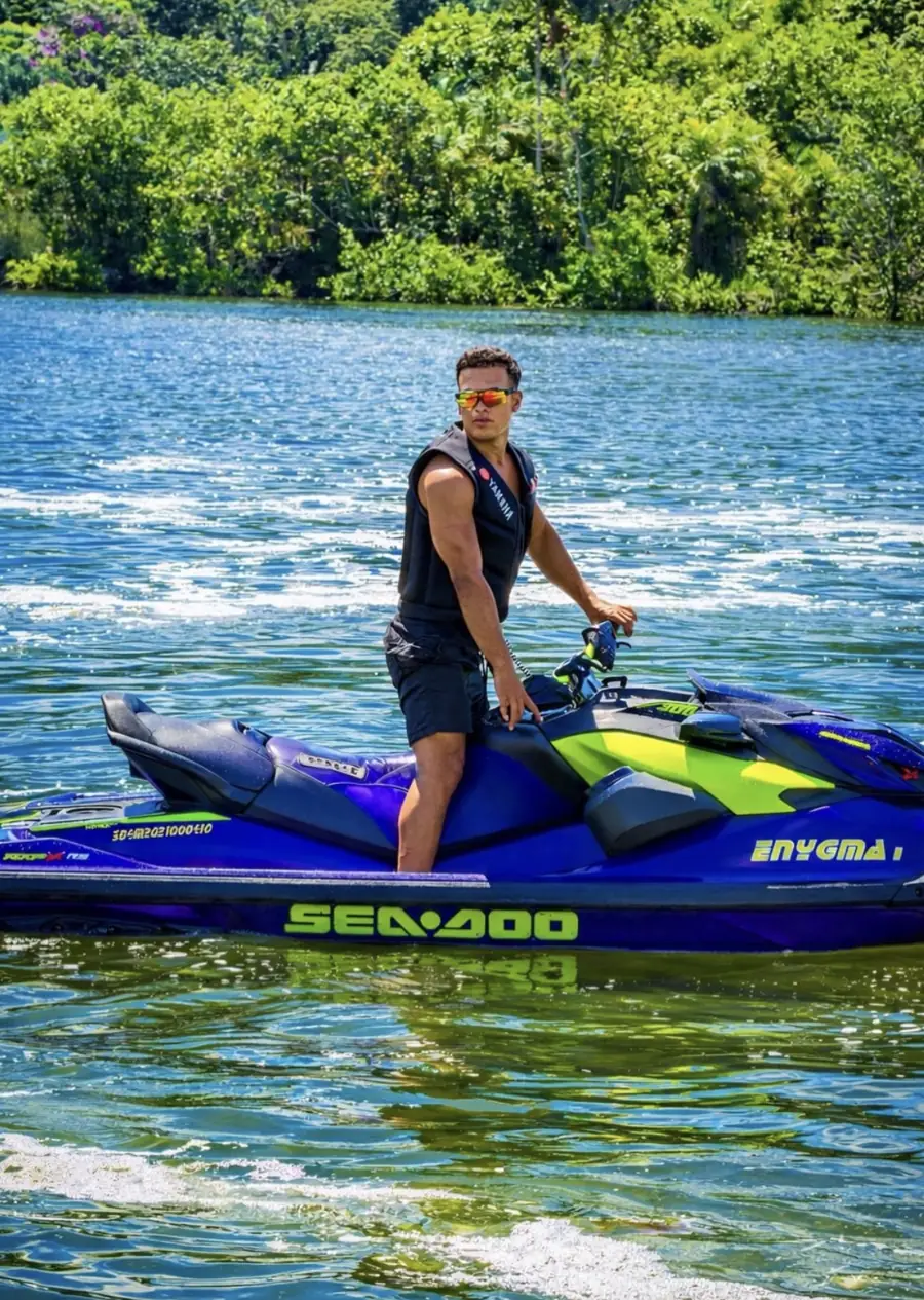 Henrique Mozart, influencer digital em Angra dos Reis